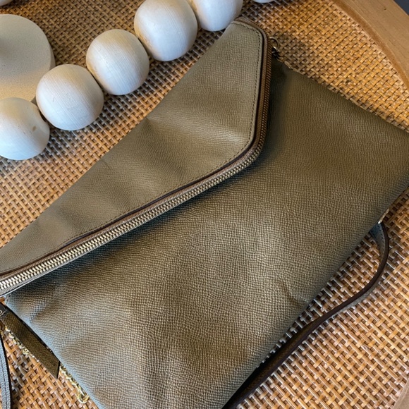 Henri Bendel Crossbody/Clutch - Picture 2 of 5